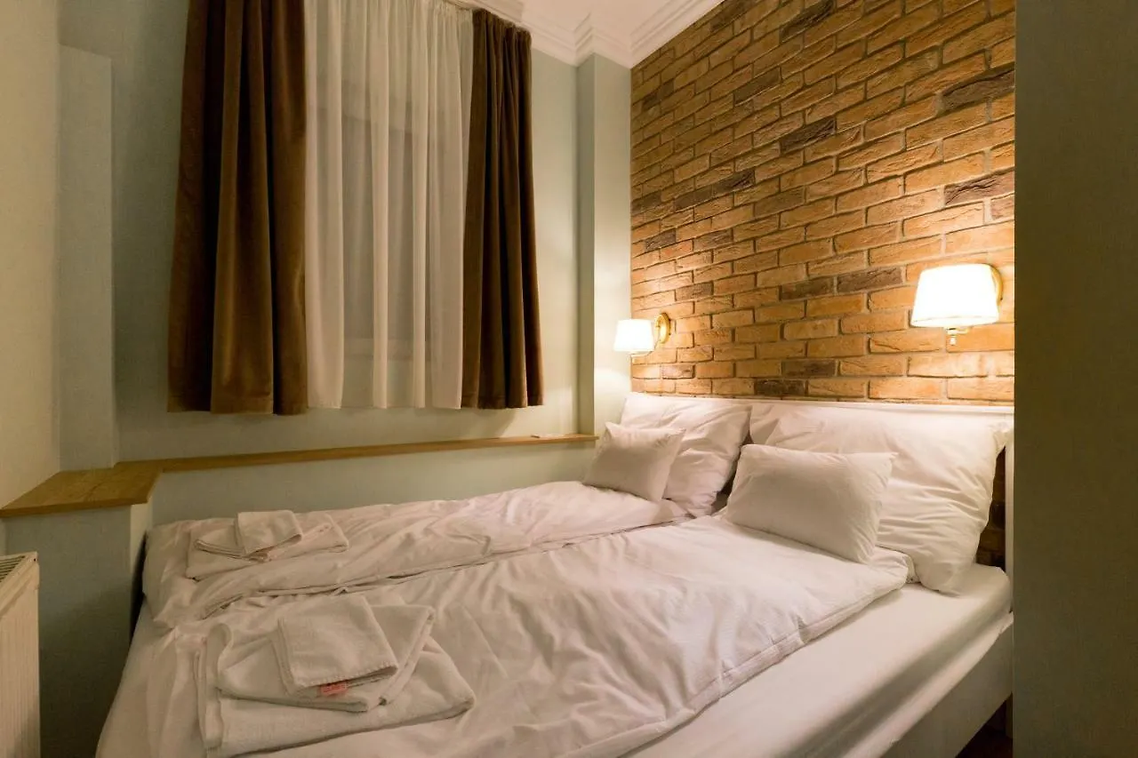 Roland Apartments Будапешт