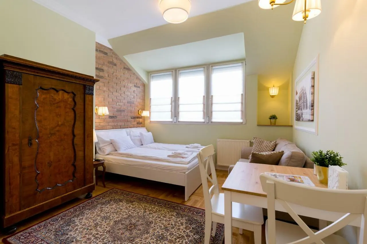 Roland Apartments Budapest 0*,